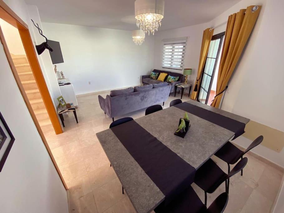 Villa Nina 'Luxury Villa In The Sun' คอร์ราเลโฮ ภายนอก รูปภาพ